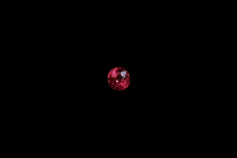 Ruby (0.76 carats)